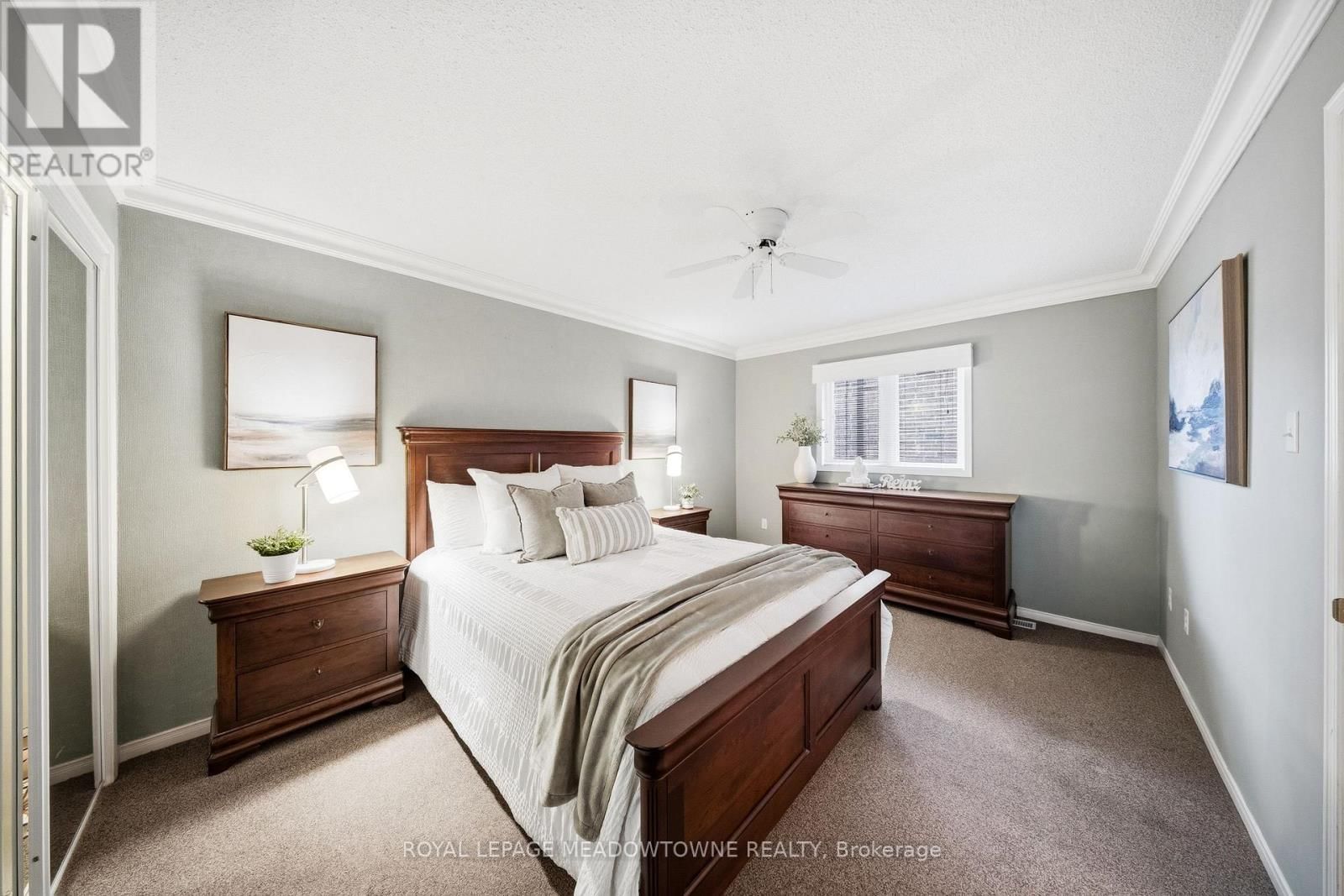 20 HUFFMANN DRIVE Image 32