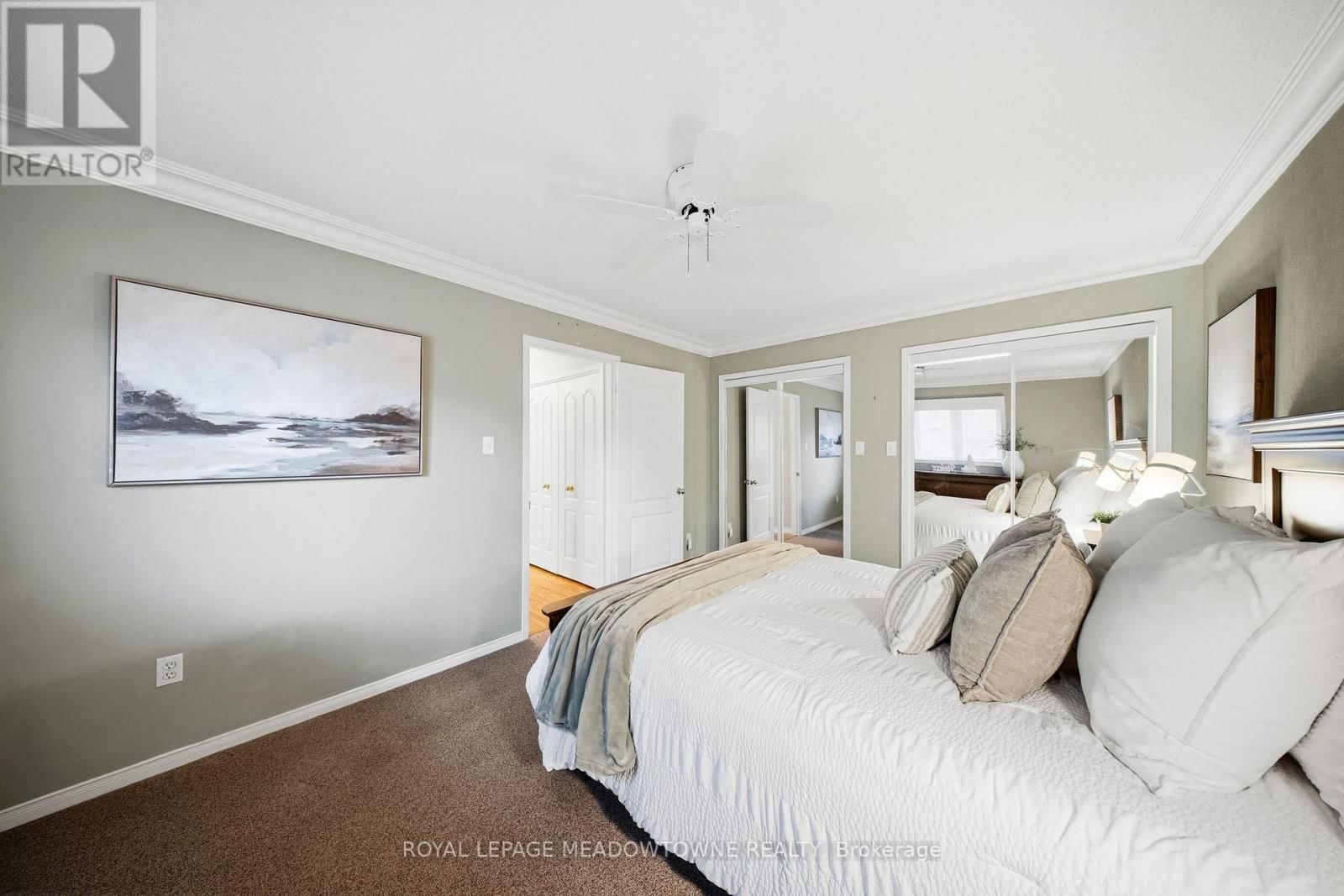 20 HUFFMANN DRIVE Image 33