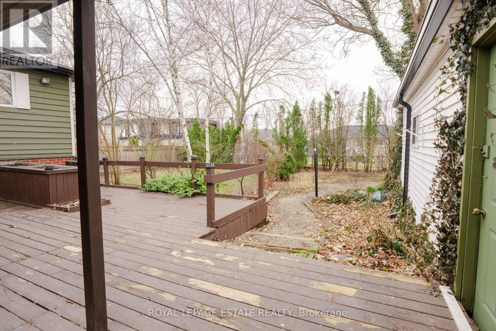 474 SANDLEWOOD ROAD Image 31