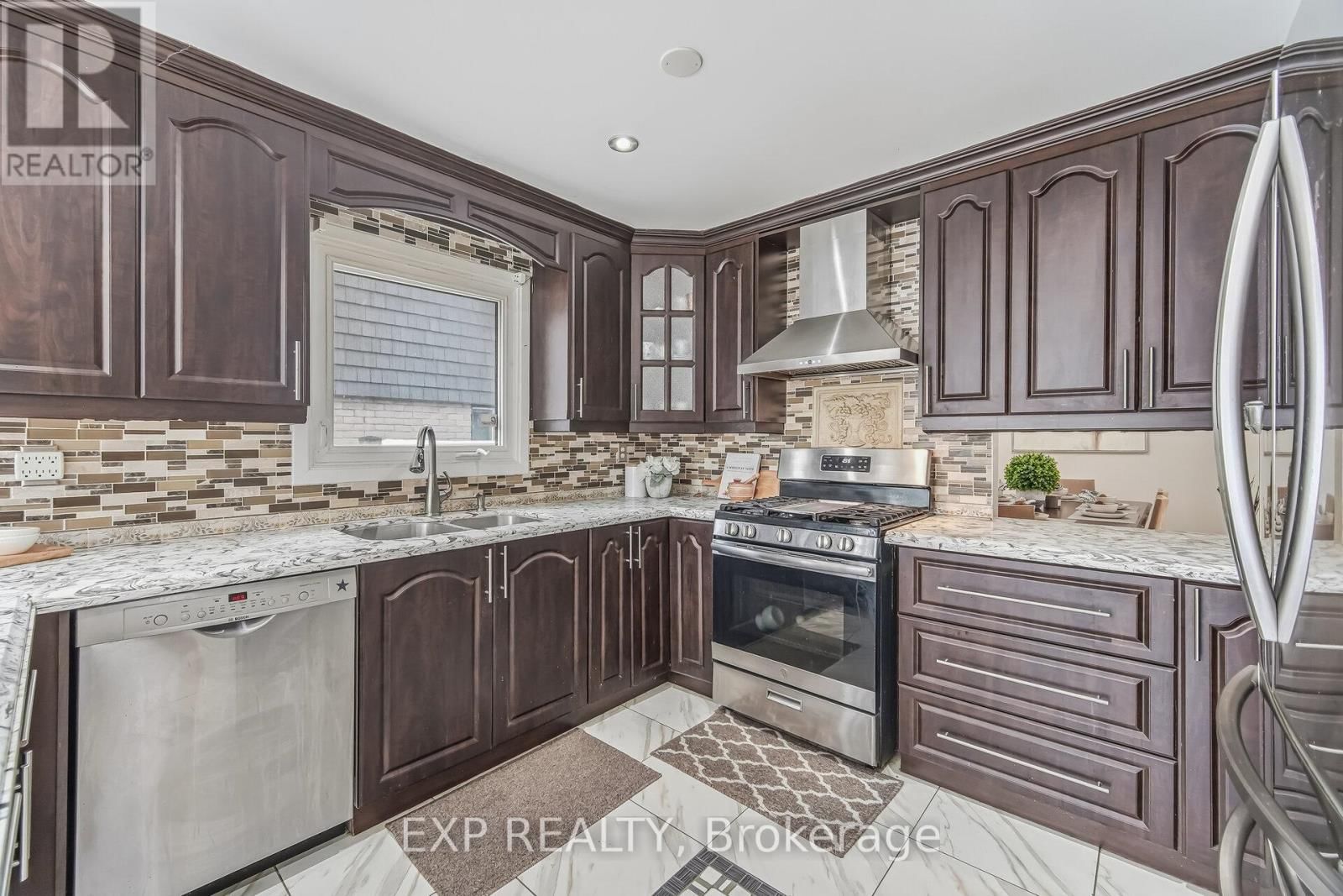 53 NORTHAMPTON STREET Image 11