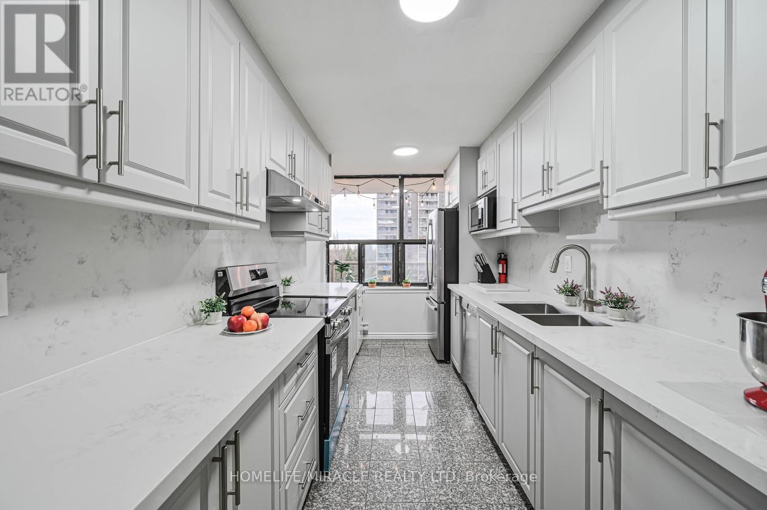 602 - 4 KINGS CROSS ROAD Image 21