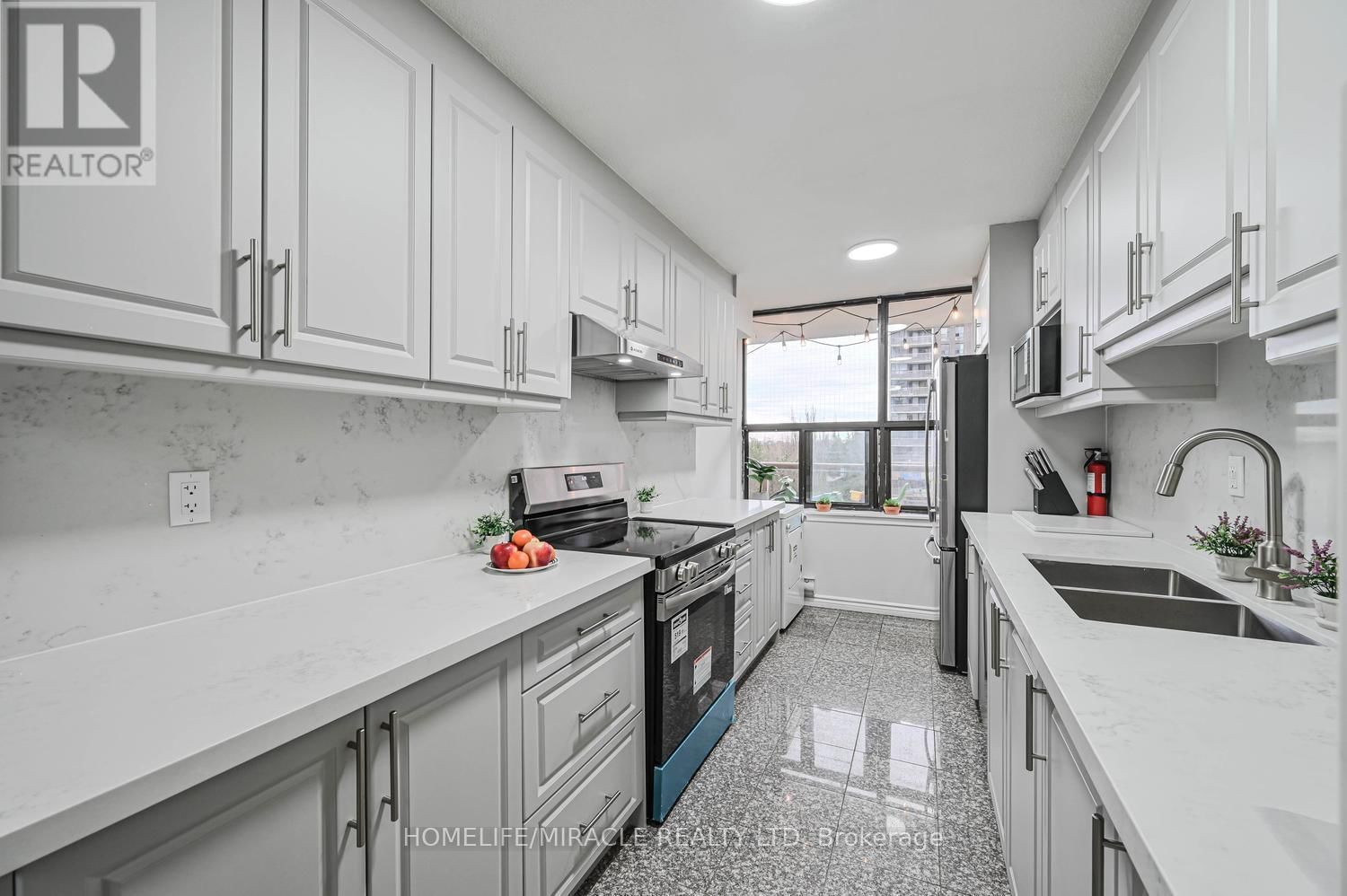 602 - 4 KINGS CROSS ROAD Image 22