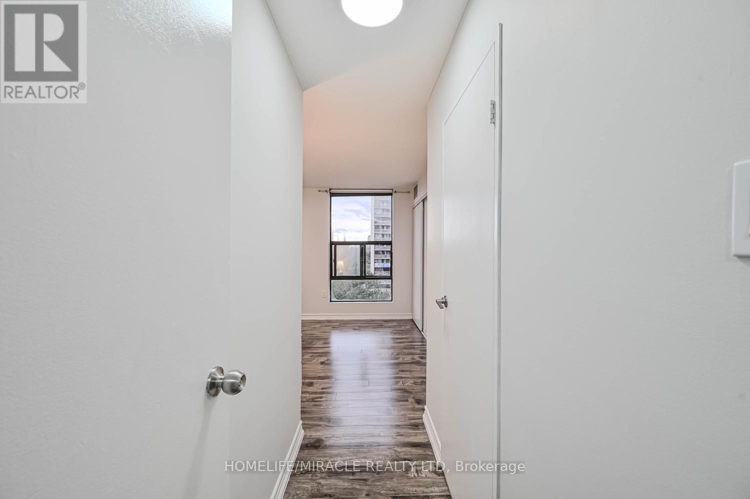 602 - 4 KINGS CROSS ROAD Image 29