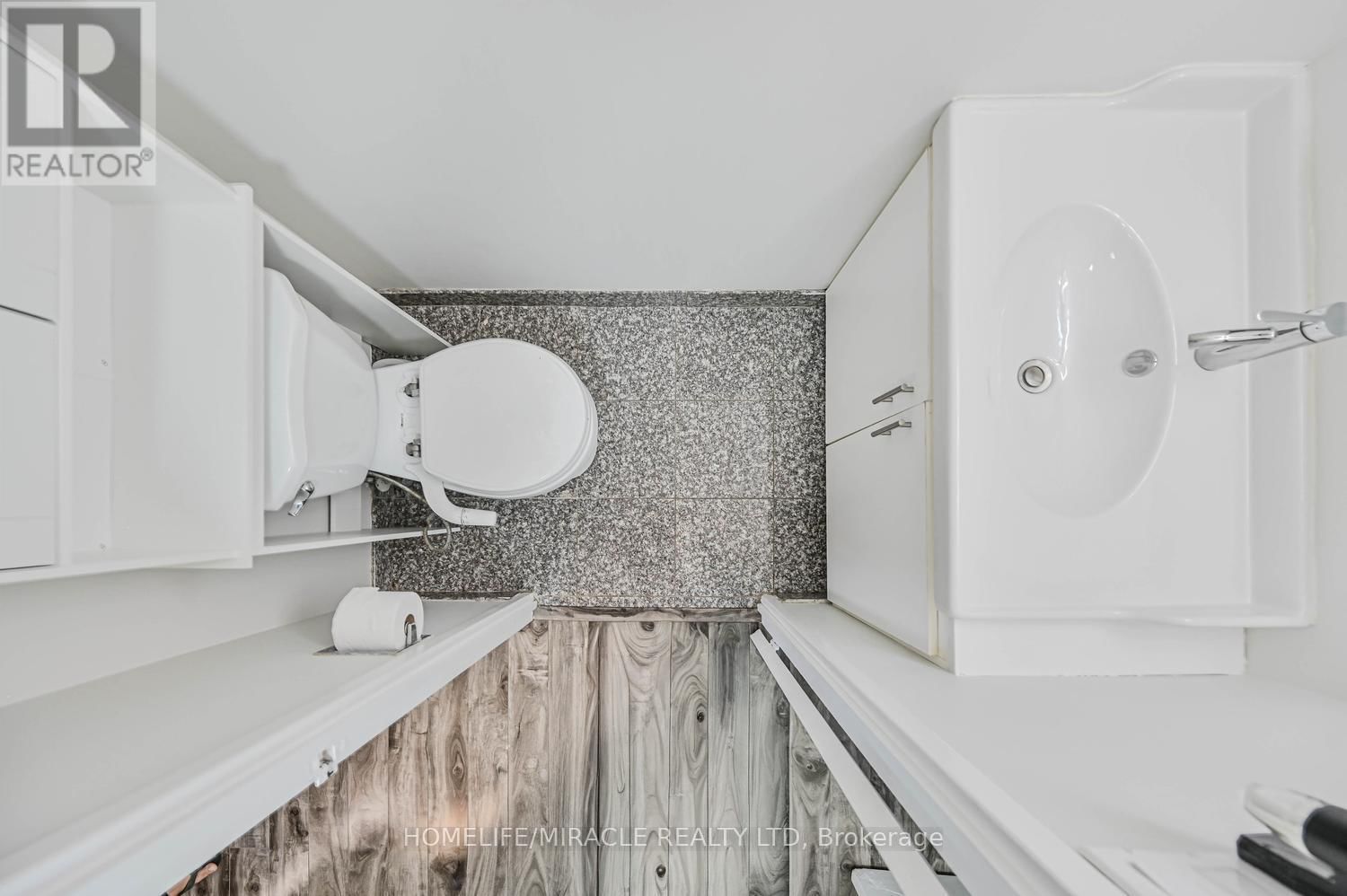 602 - 4 KINGS CROSS ROAD Image 36