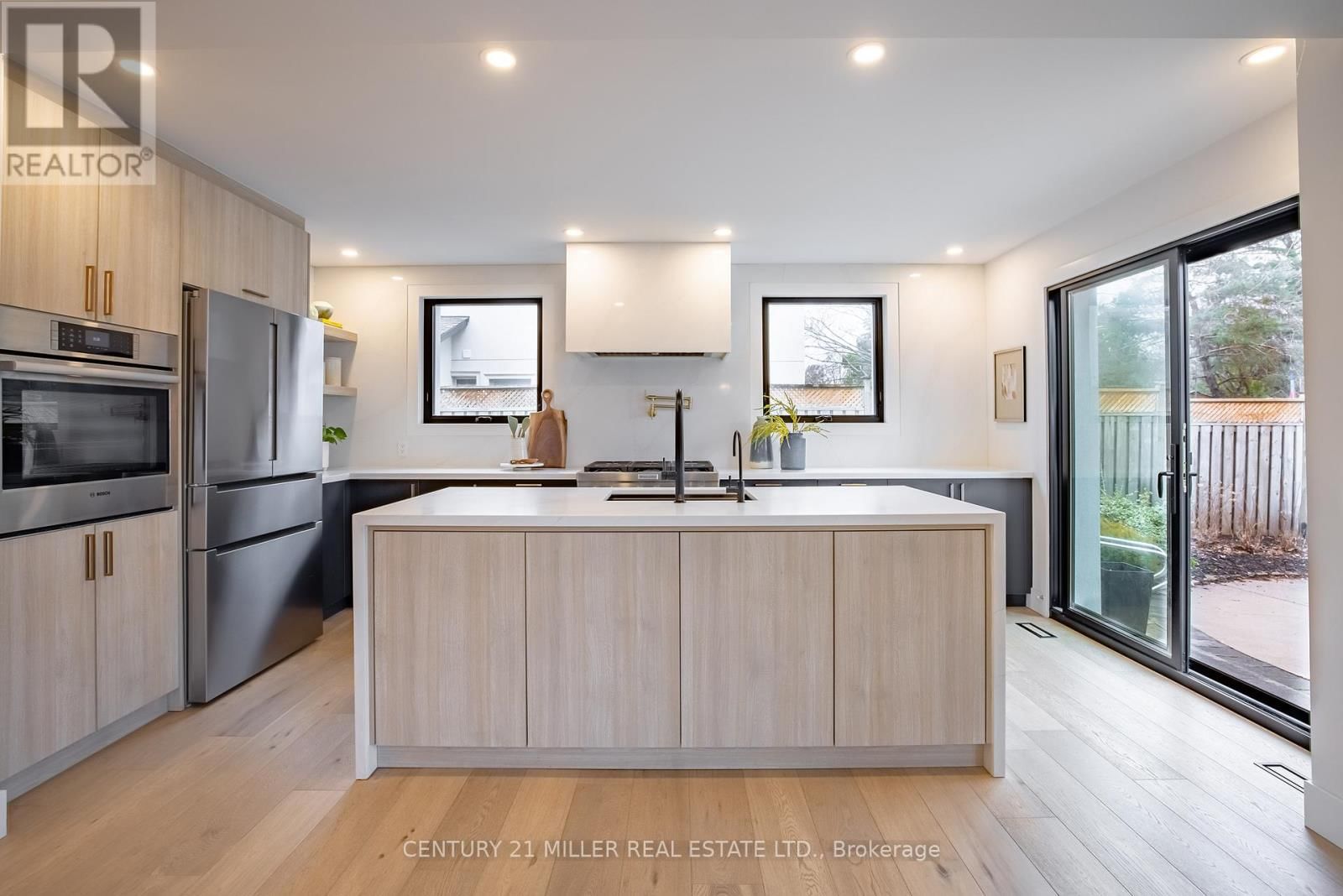 2433 TREVOR DRIVE Image 10