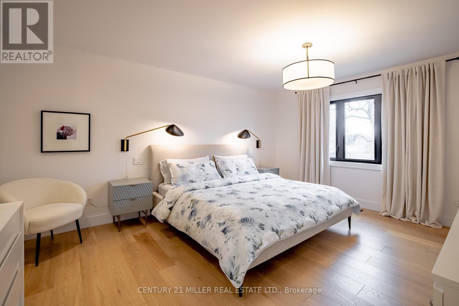 2433 TREVOR DRIVE Image 16