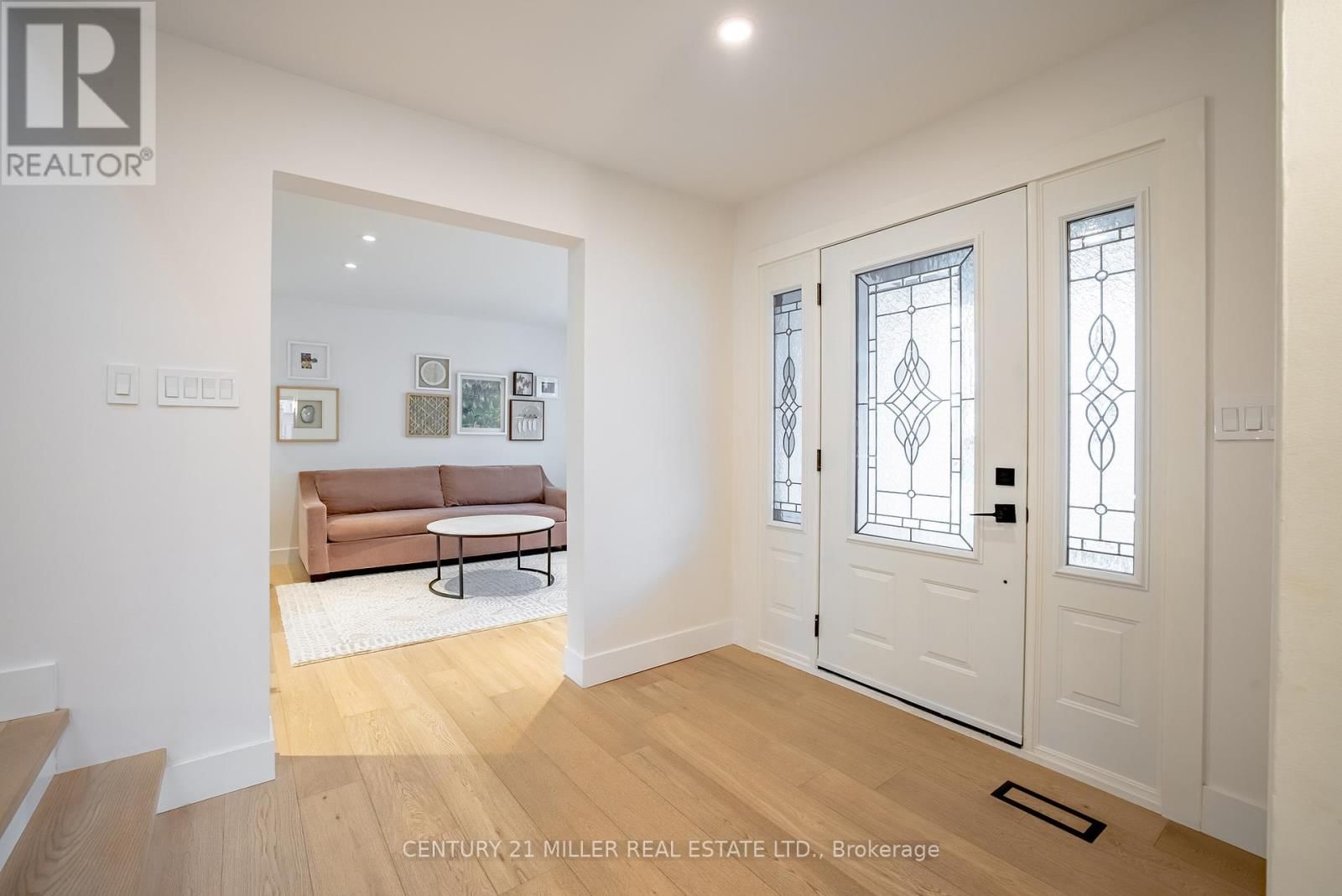 2433 TREVOR DRIVE Image 2