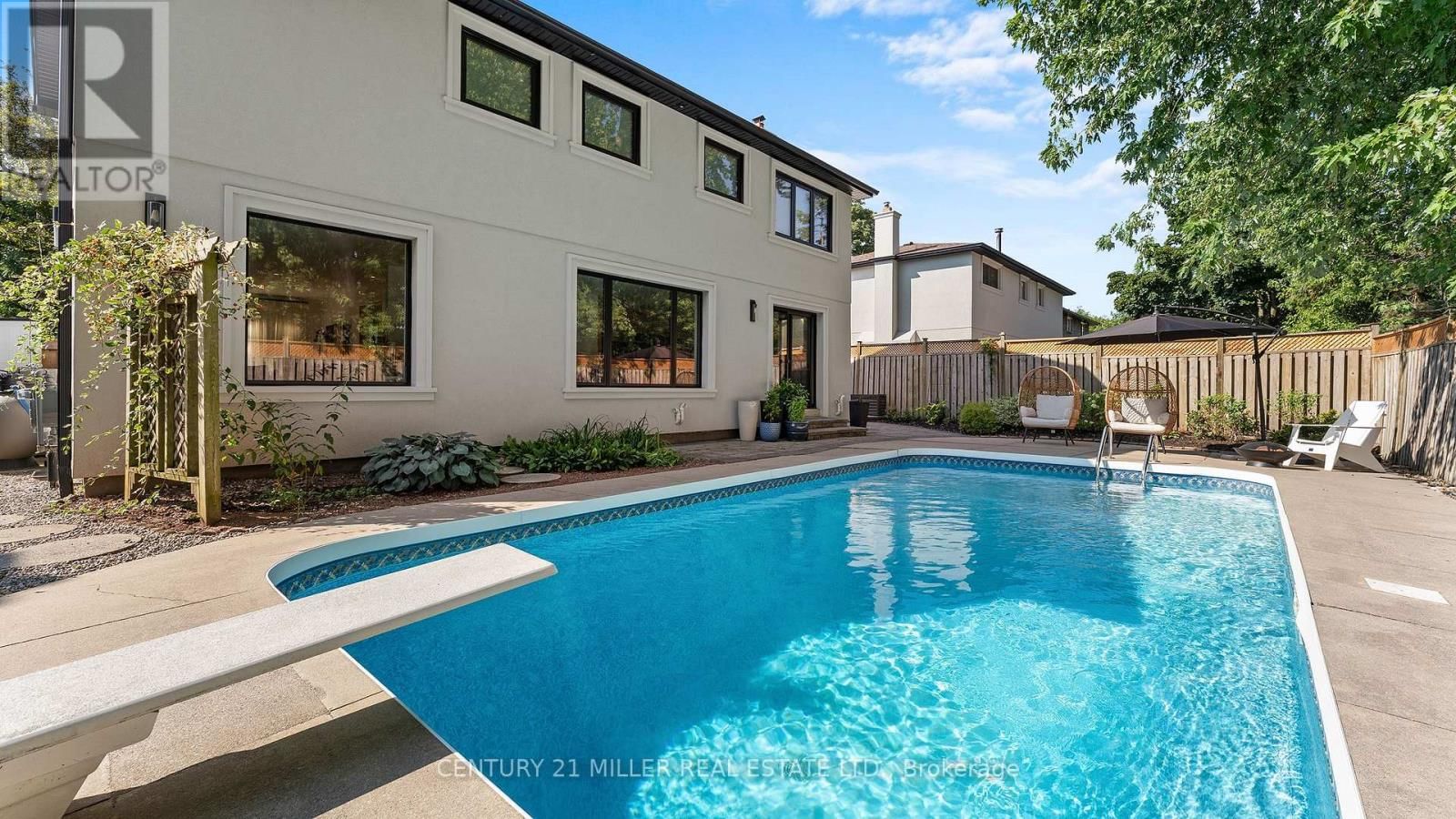 2433 TREVOR DRIVE Image 30