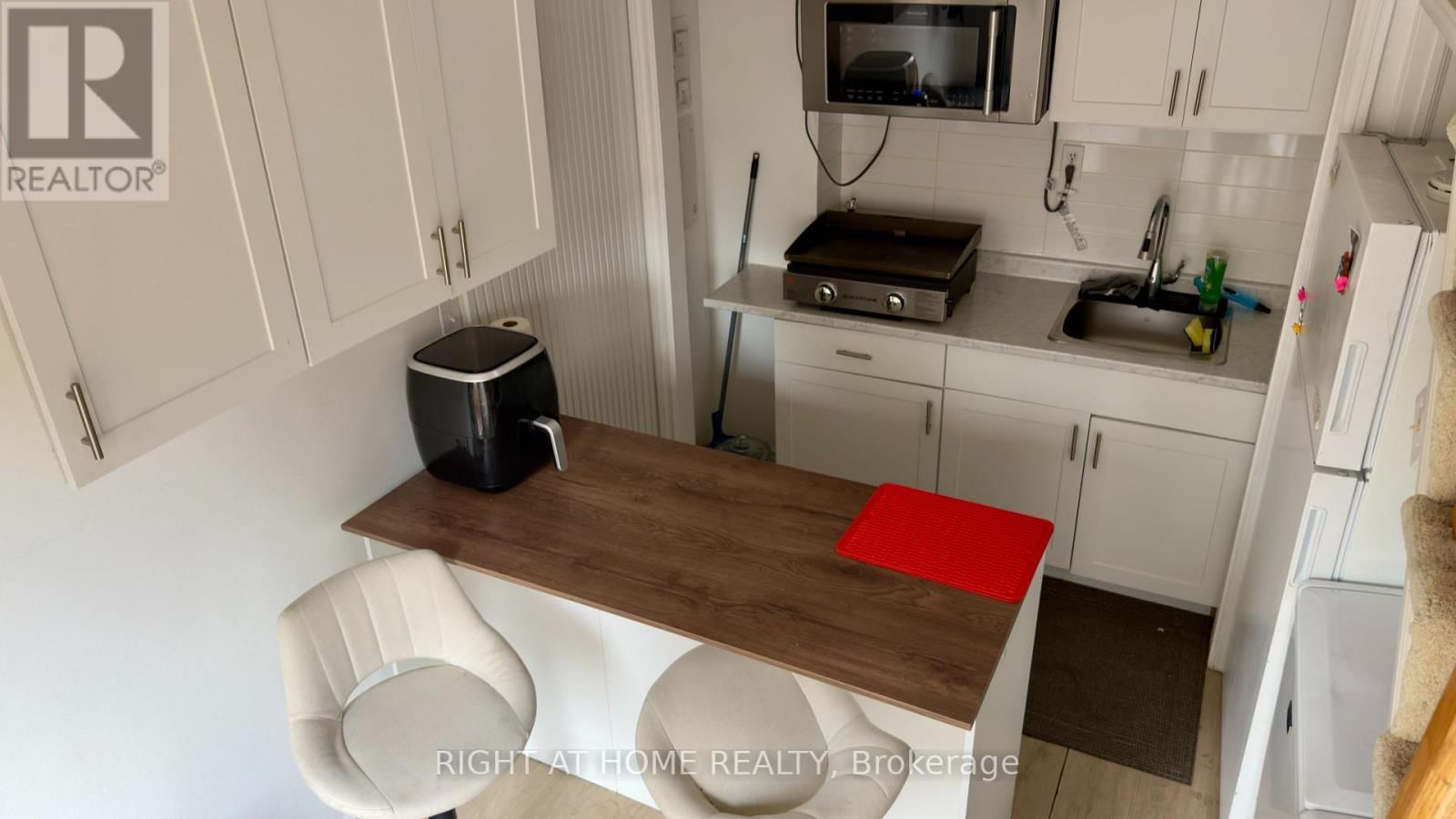 21 MITRE PLACE Image 16