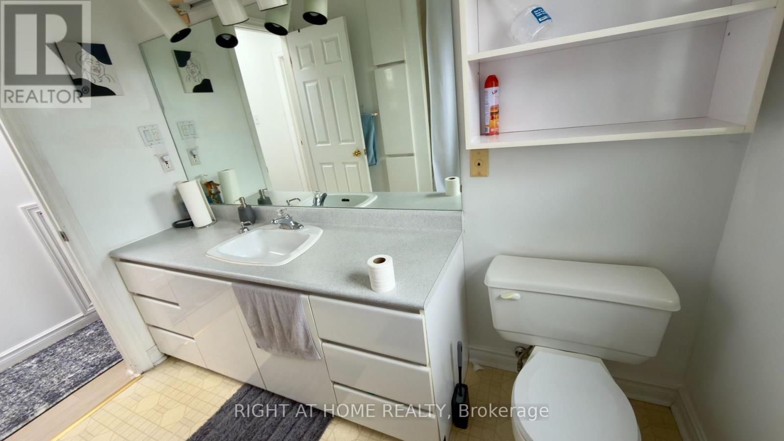 21 MITRE PLACE Image 25