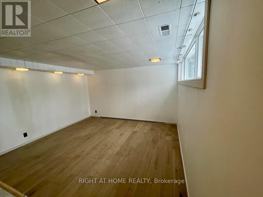 21 MITRE PLACE Image 33