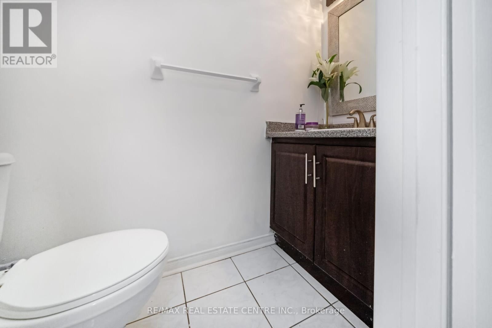 37 - 35 MALTA AVENUE NORTH Image 18