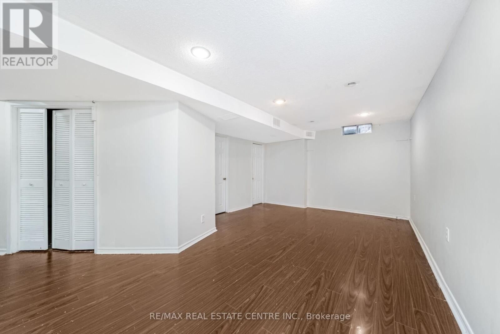 37 - 35 MALTA AVENUE NORTH Image 36