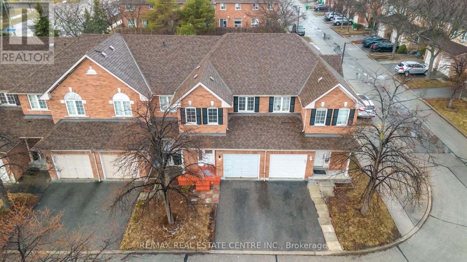 37 - 35 MALTA AVENUE NORTH Image 43