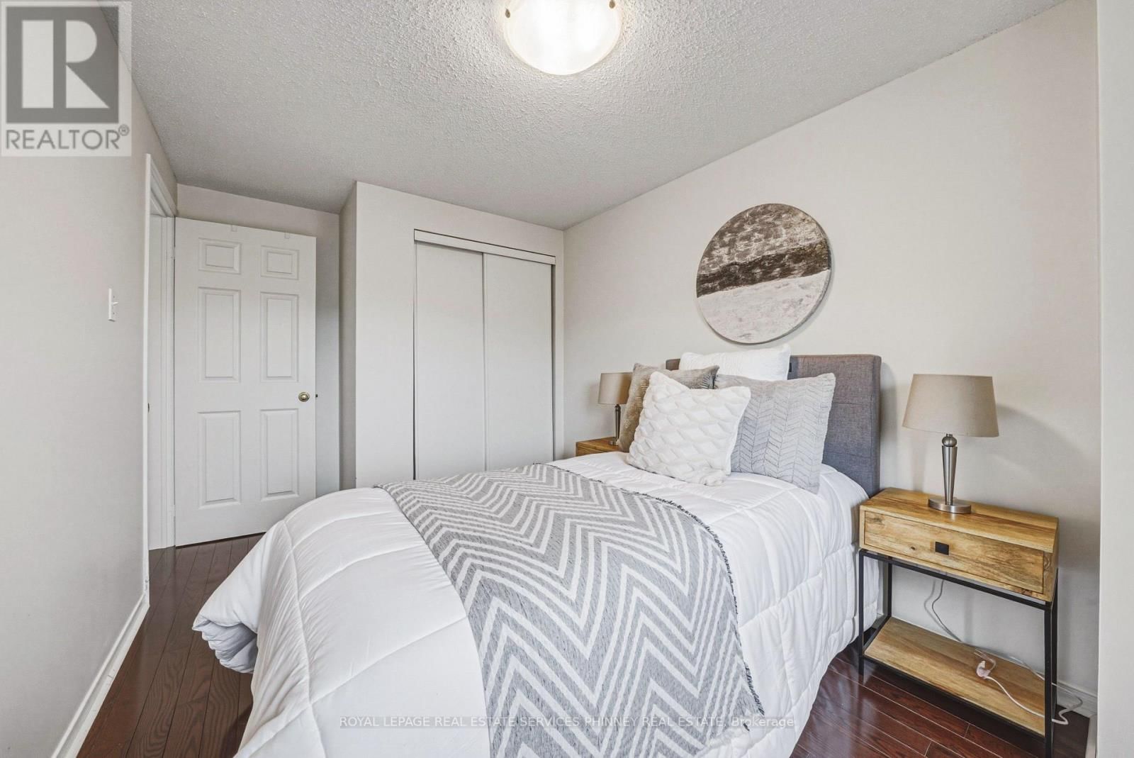 28 - 3140 FIFTH LINE WEST Image 18