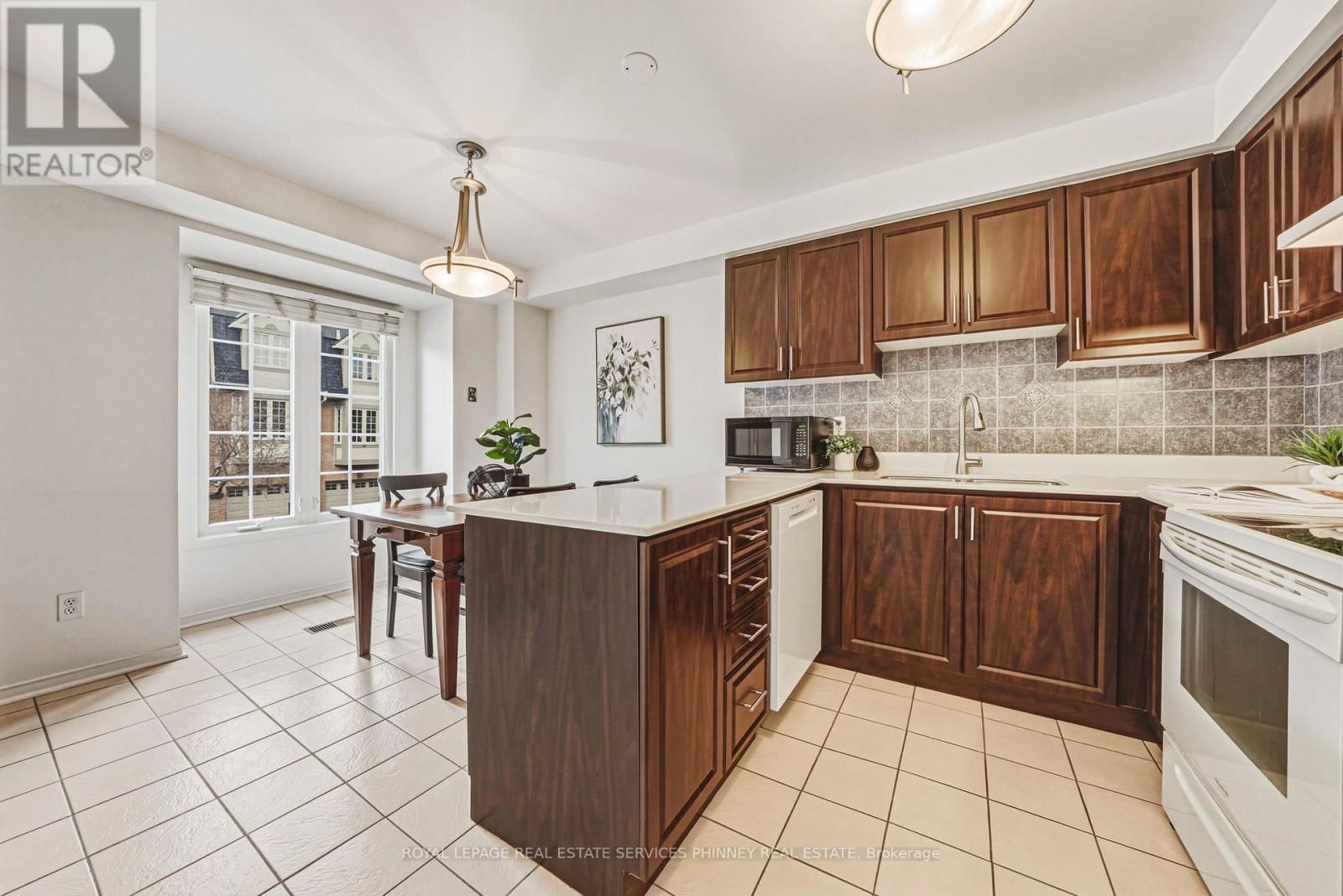 28 - 3140 FIFTH LINE WEST Image 7