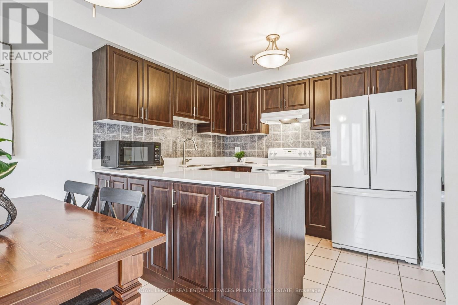 28 - 3140 FIFTH LINE WEST Image 8