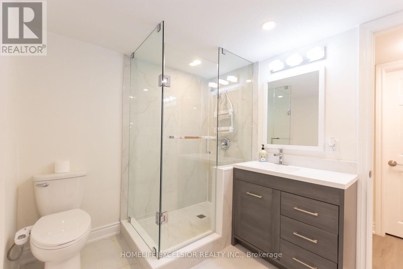 9 - 2200 GLENWOOD SCHOOL DRIVE Image 25