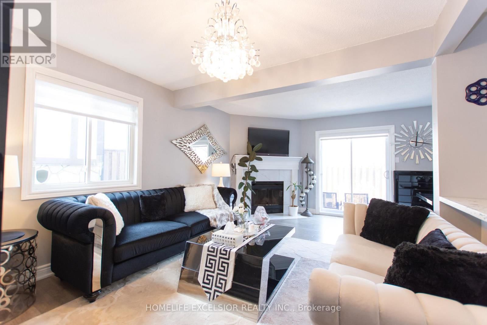 9 - 2200 GLENWOOD SCHOOL DRIVE Image 6