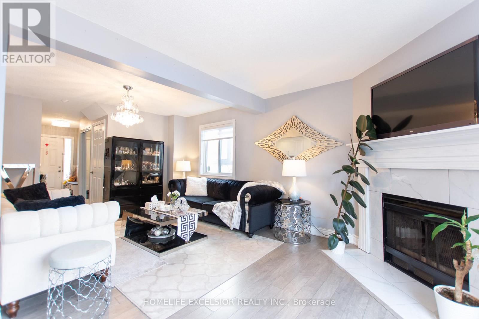 9 - 2200 GLENWOOD SCHOOL DRIVE Image 7