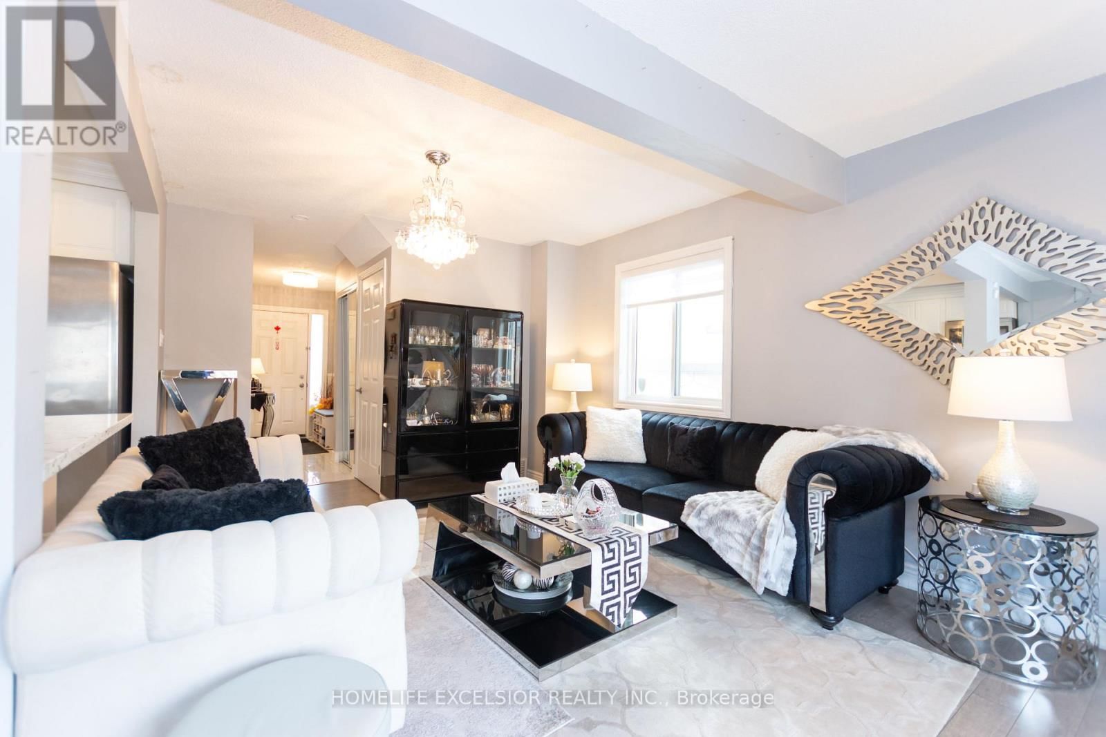 9 - 2200 GLENWOOD SCHOOL DRIVE Image 8