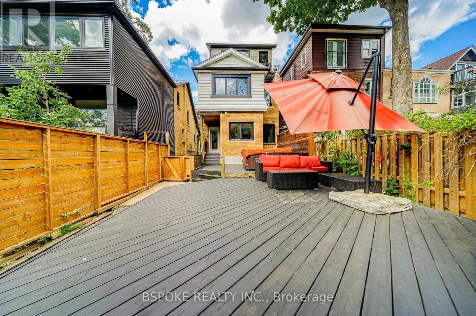 27 ROWLAND STREET Image 42