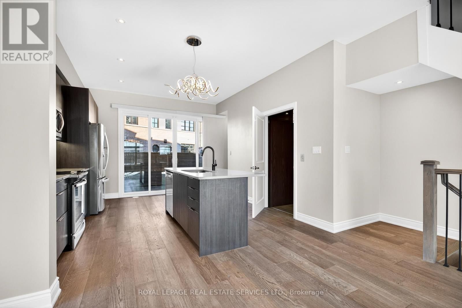 2193 LILLYKIN STREET Image 15