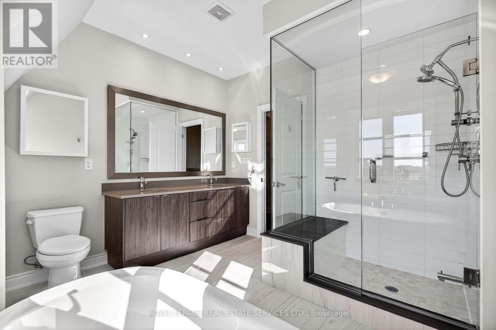 2193 LILLYKIN STREET Image 47