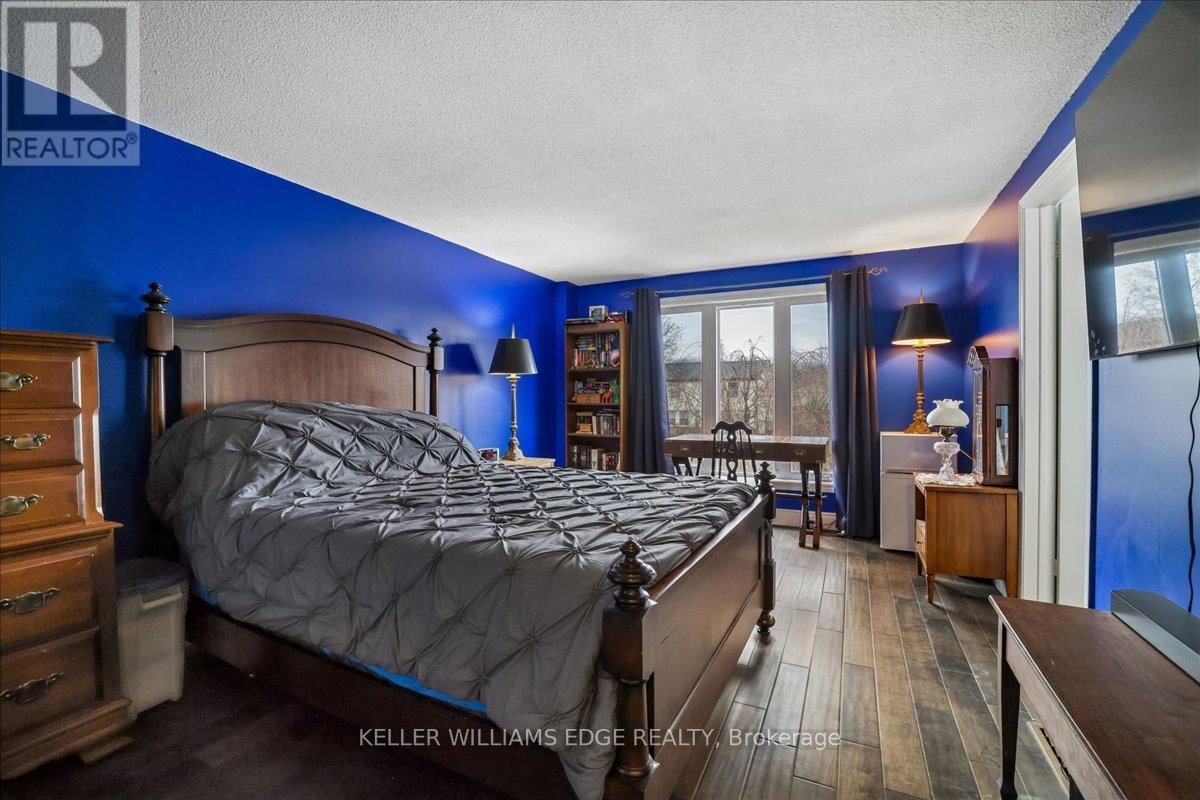 2208 MELISSA CRESCENT Image 23