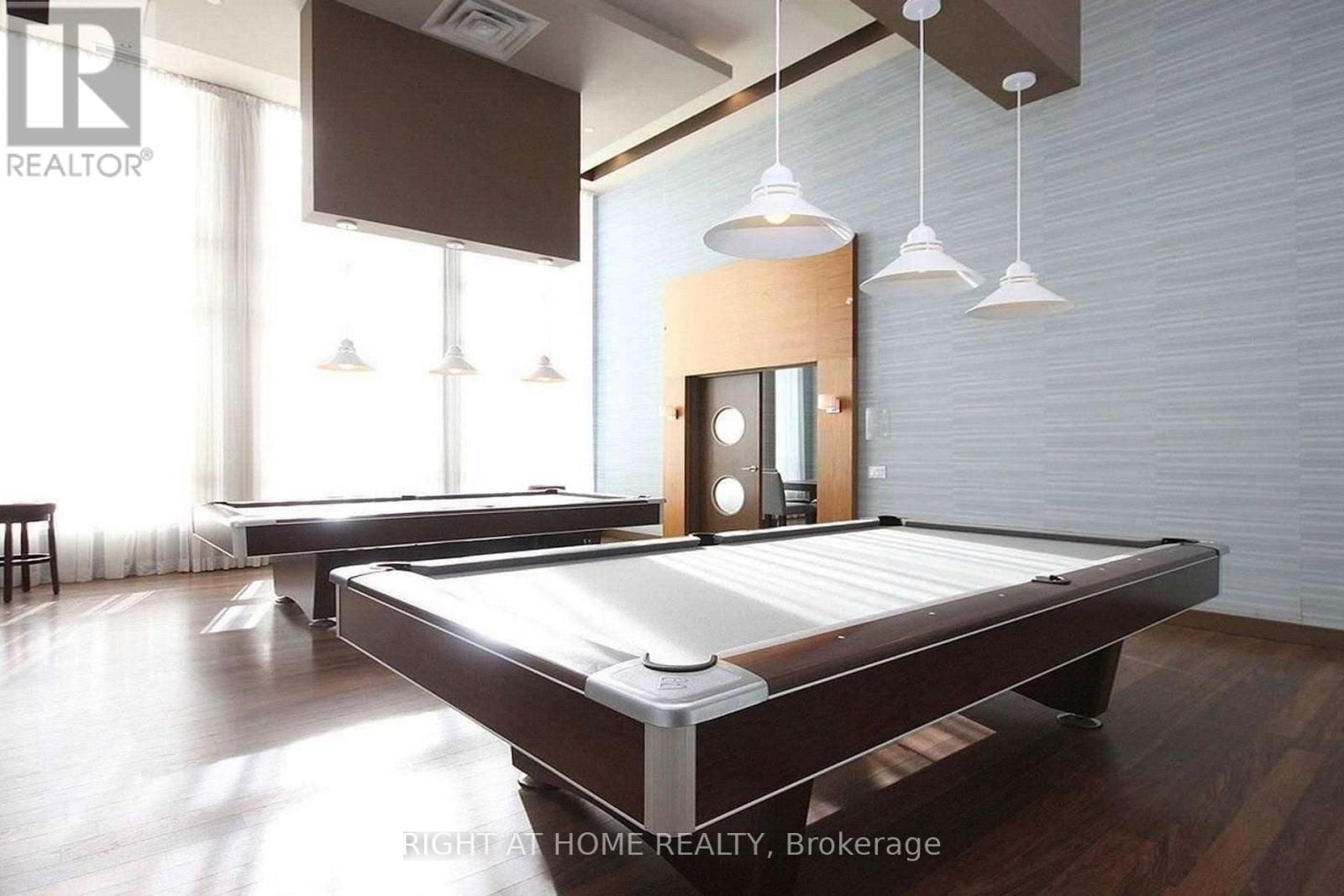 2207 - 185 LEGION ROAD NORTH Image 32