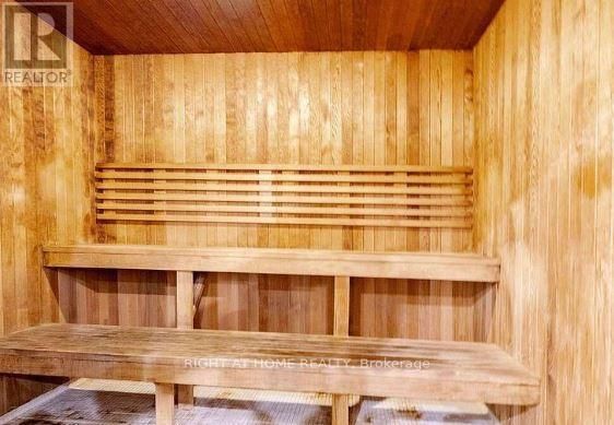 2207 - 185 LEGION ROAD NORTH Image 41