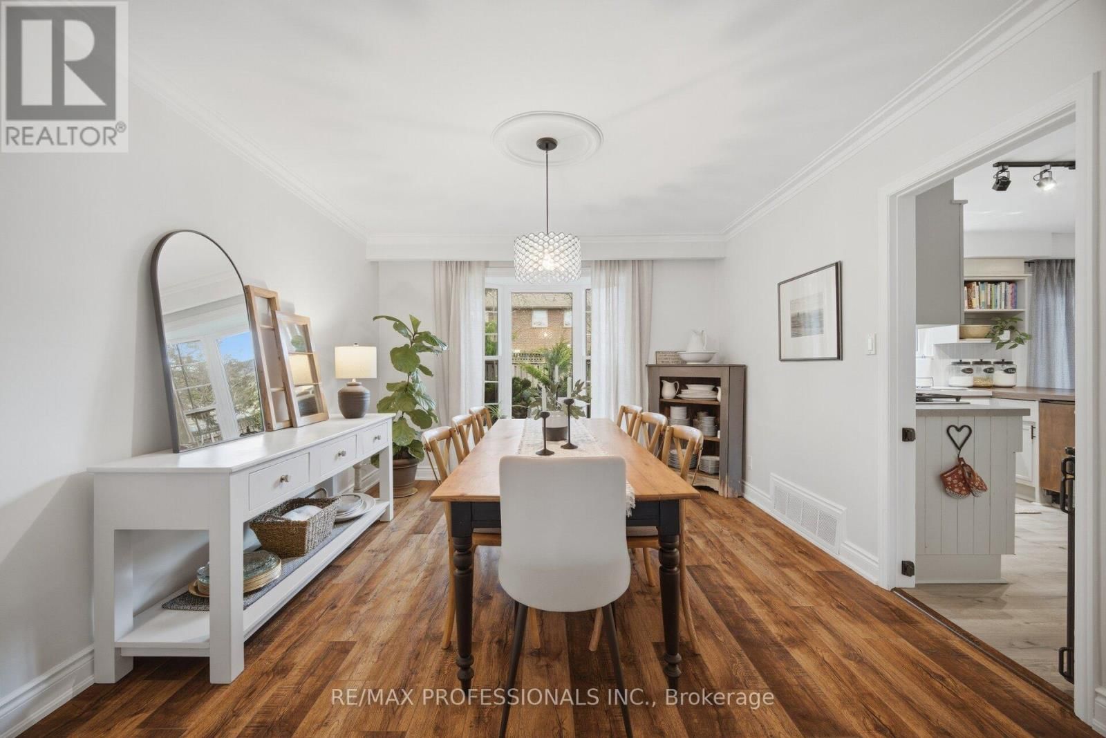 16 CHERRY POST CRESCENT Image 10