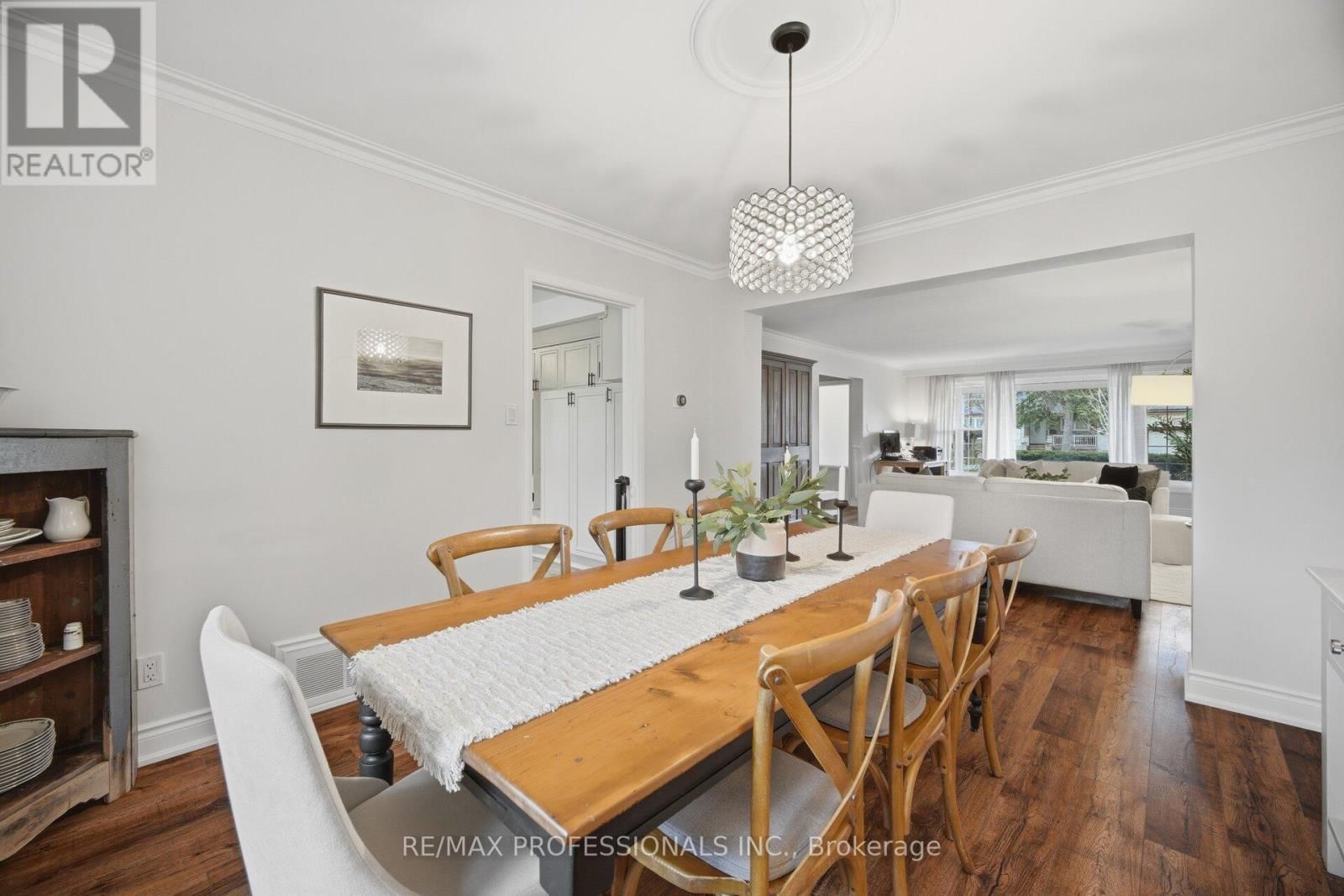 16 CHERRY POST CRESCENT Image 11