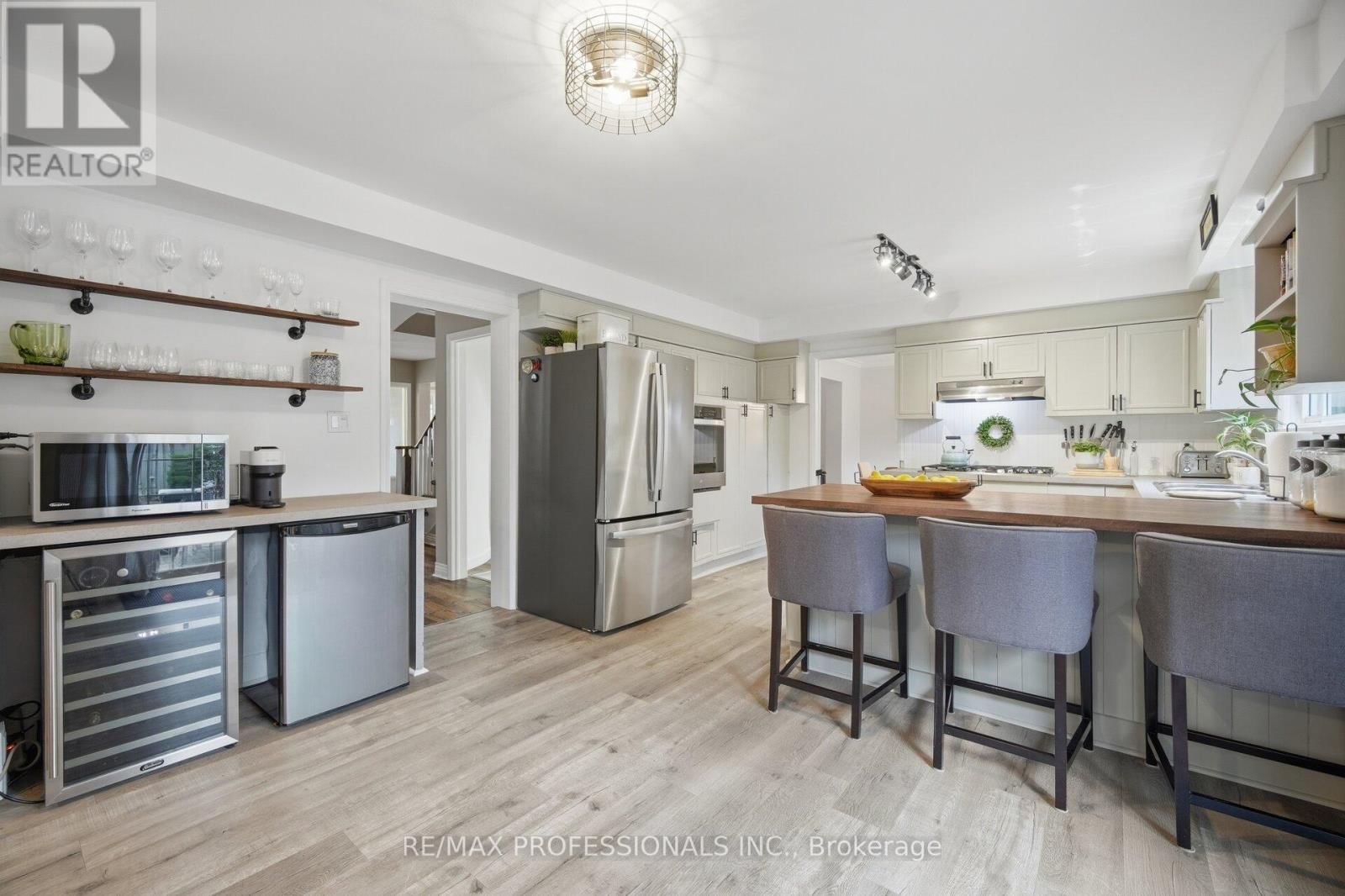 16 CHERRY POST CRESCENT Image 17