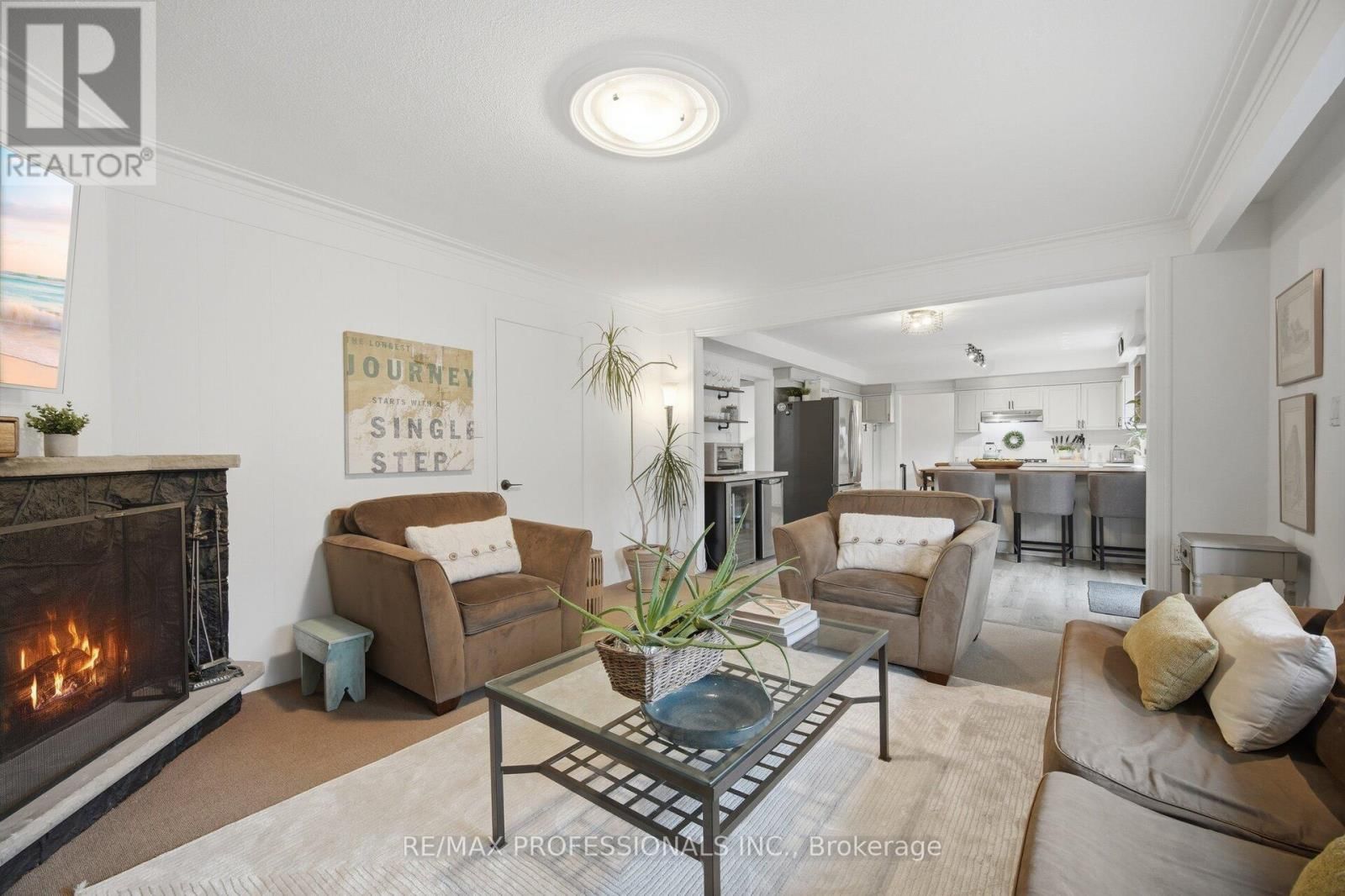 16 CHERRY POST CRESCENT Image 20