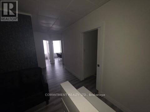 302 - 2100 FINCH AVENUE WEST Image 11