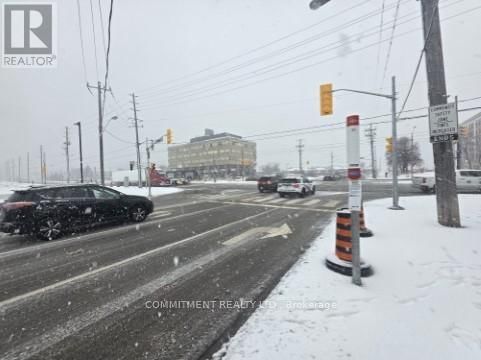 302 - 2100 FINCH AVENUE WEST Image 16