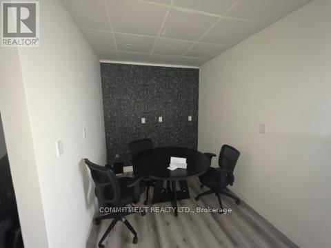 302 - 2100 FINCH AVENUE WEST Image 8