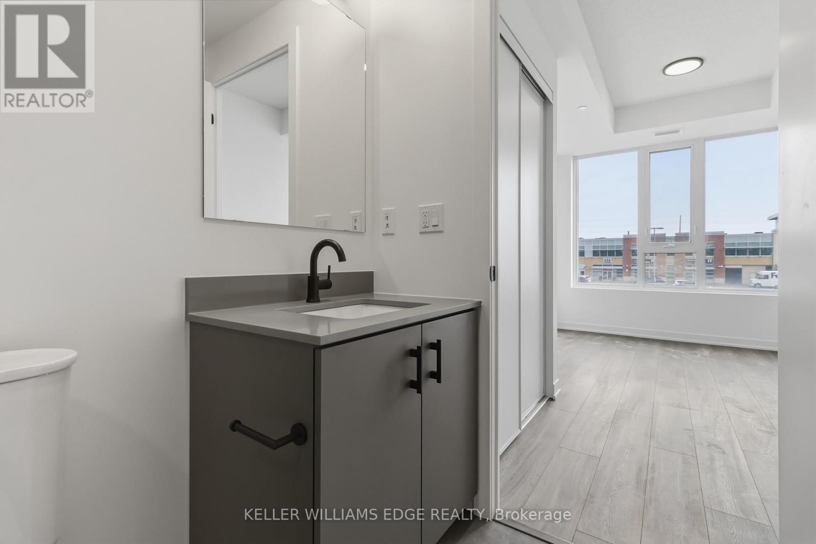 224 - 4878 POWERS COMMON Image 18