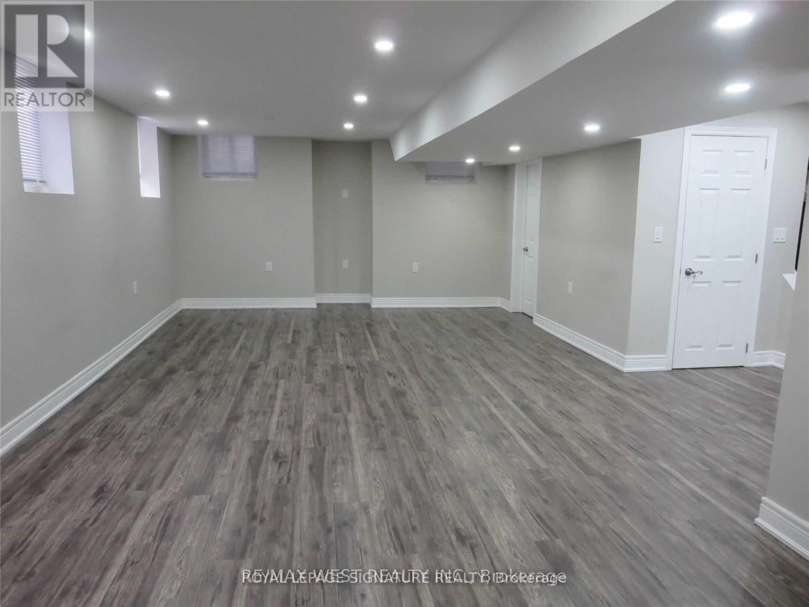 Bsmt - 6 VENUE ROAD Image 6