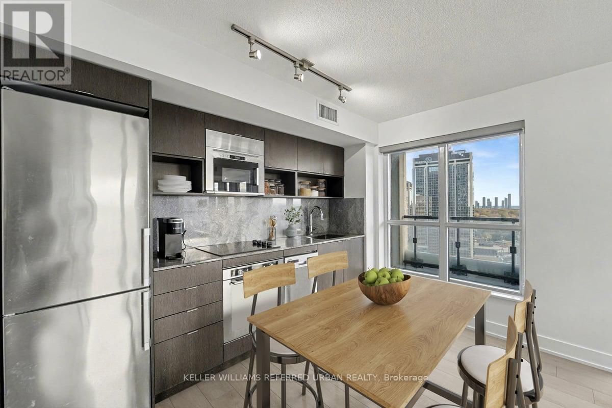 1309 - 7 MABELLE AVENUE Image 11