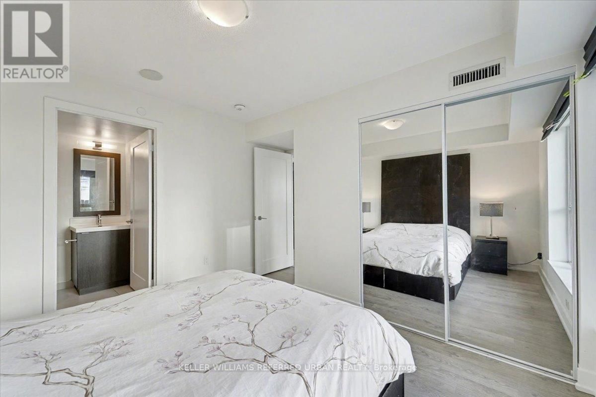 1309 - 7 MABELLE AVENUE Image 14