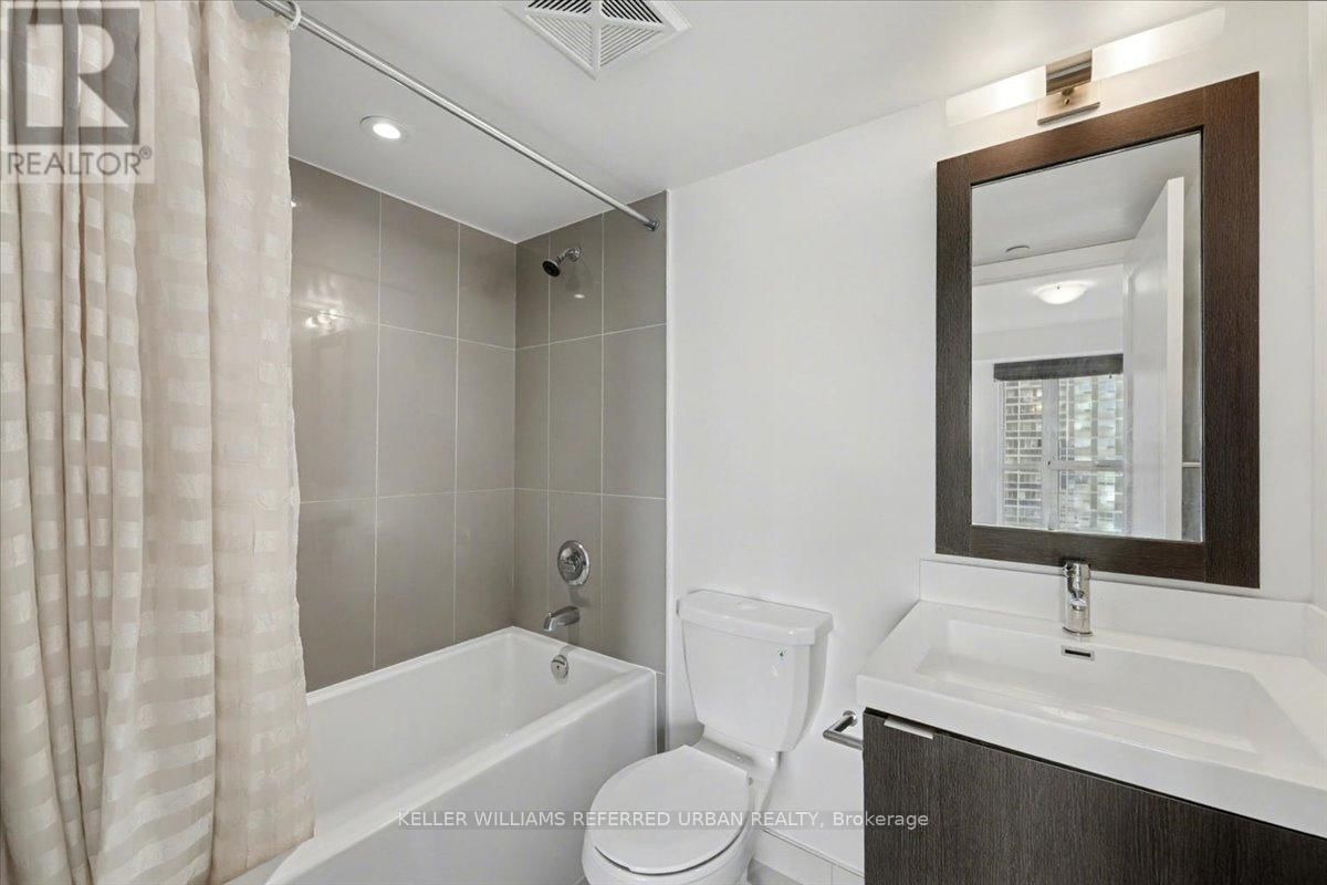 1309 - 7 MABELLE AVENUE Image 15