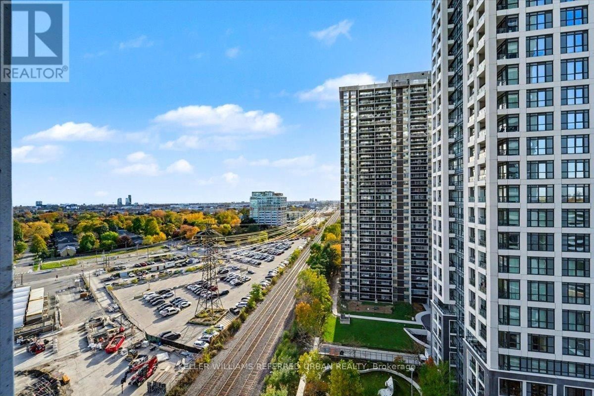 1309 - 7 MABELLE AVENUE Image 21