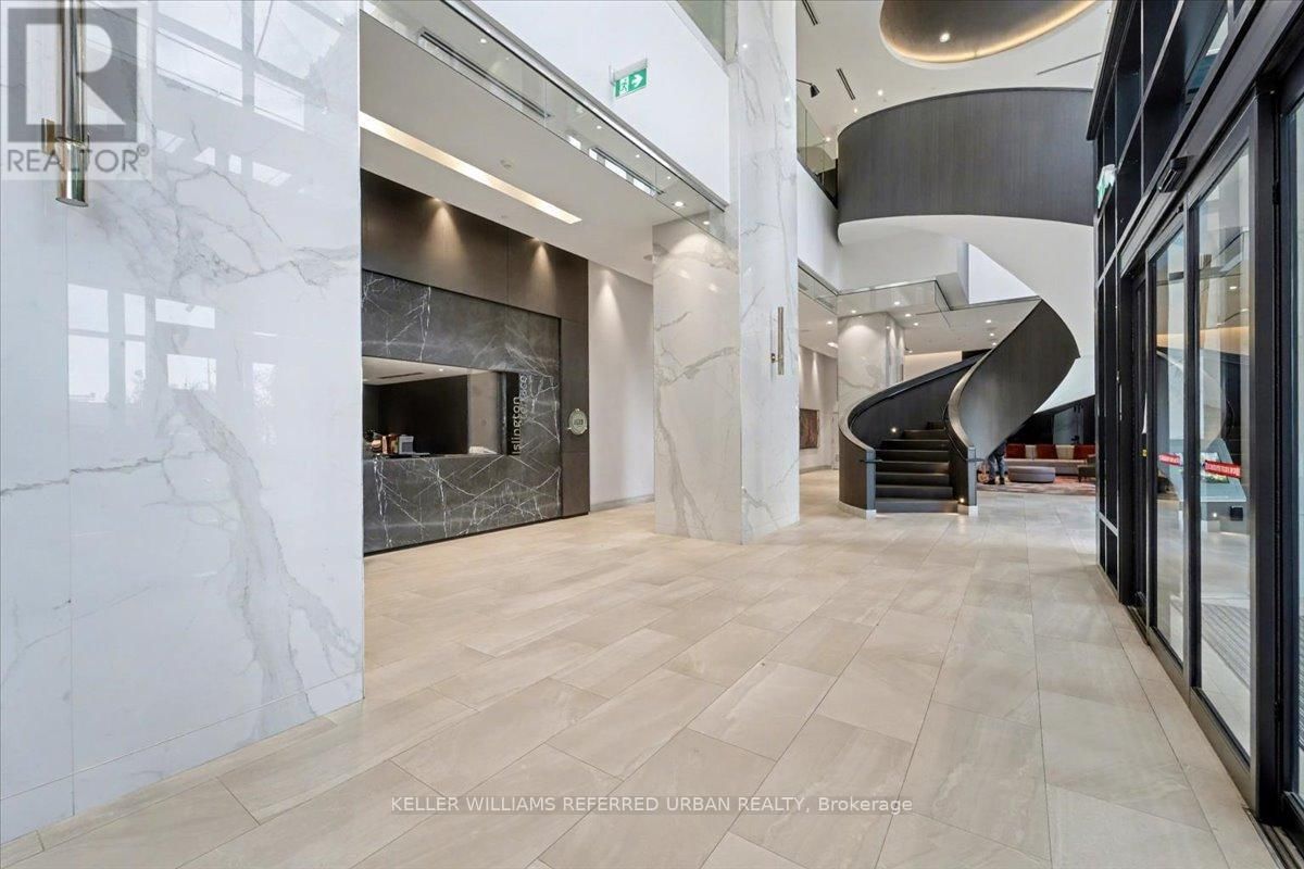 1309 - 7 MABELLE AVENUE Image 35