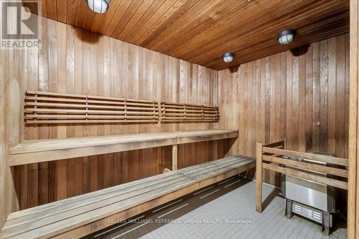 1309 - 7 MABELLE AVENUE Image 36