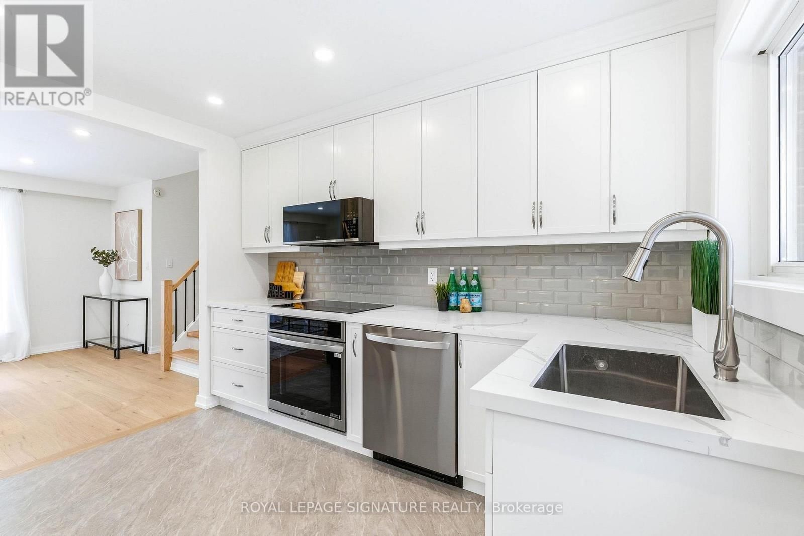 1271 CANFORD CRESCENT Image 11