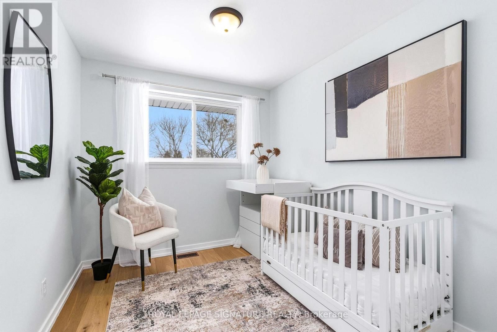 1271 CANFORD CRESCENT Image 19