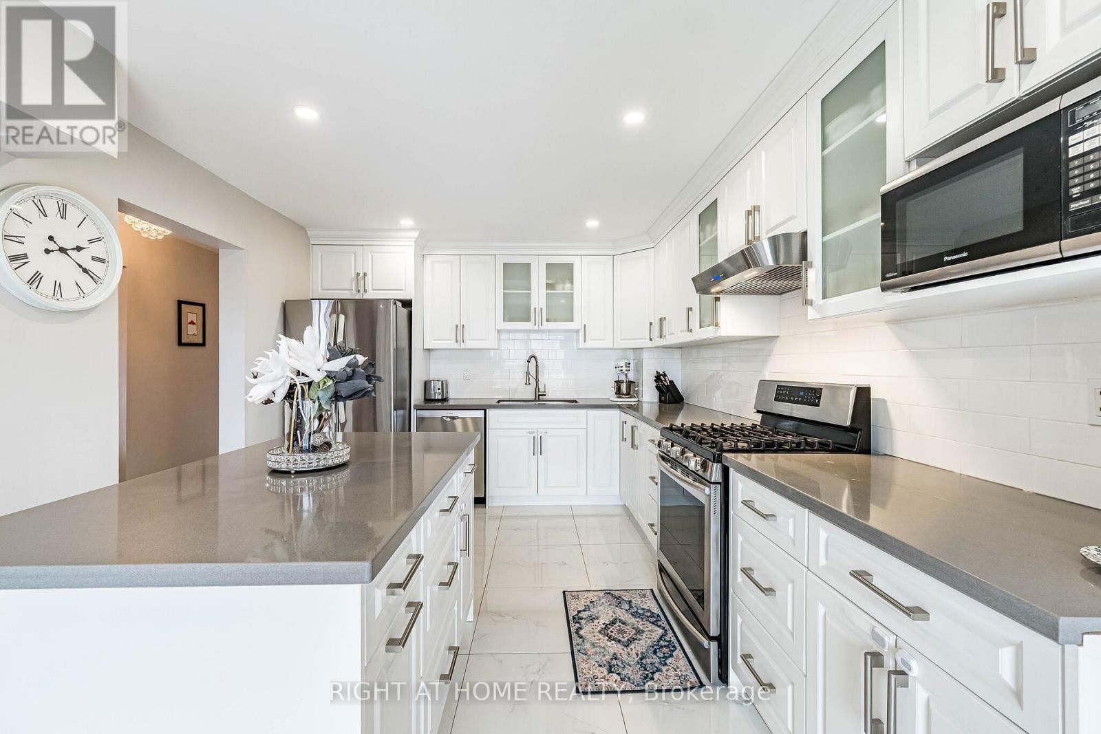 16 WOODSIDE COURT Image 14