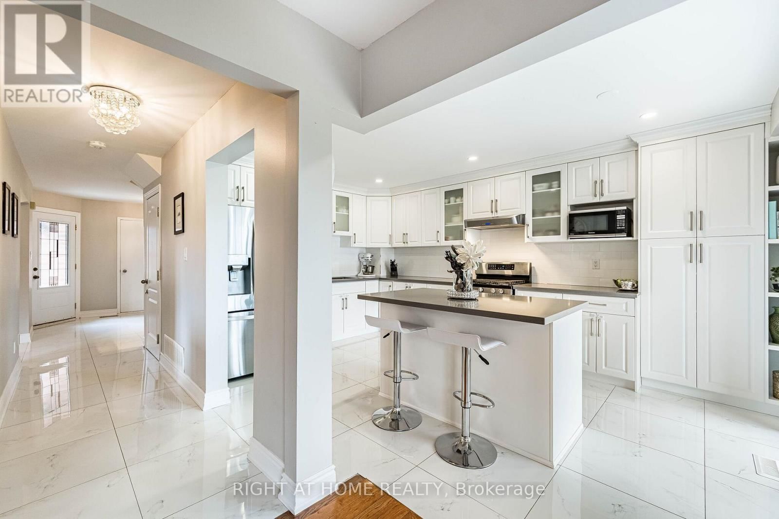 16 WOODSIDE COURT Image 16